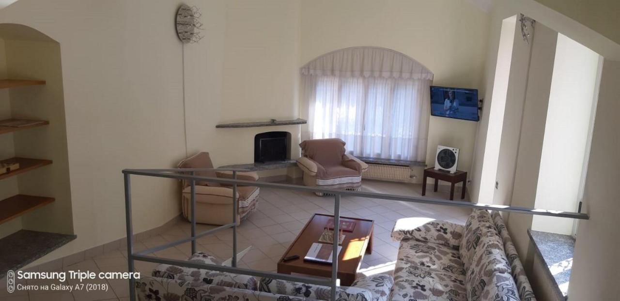 Villa Magnolia Lago Maggiore Besozzo Eksteriør billede